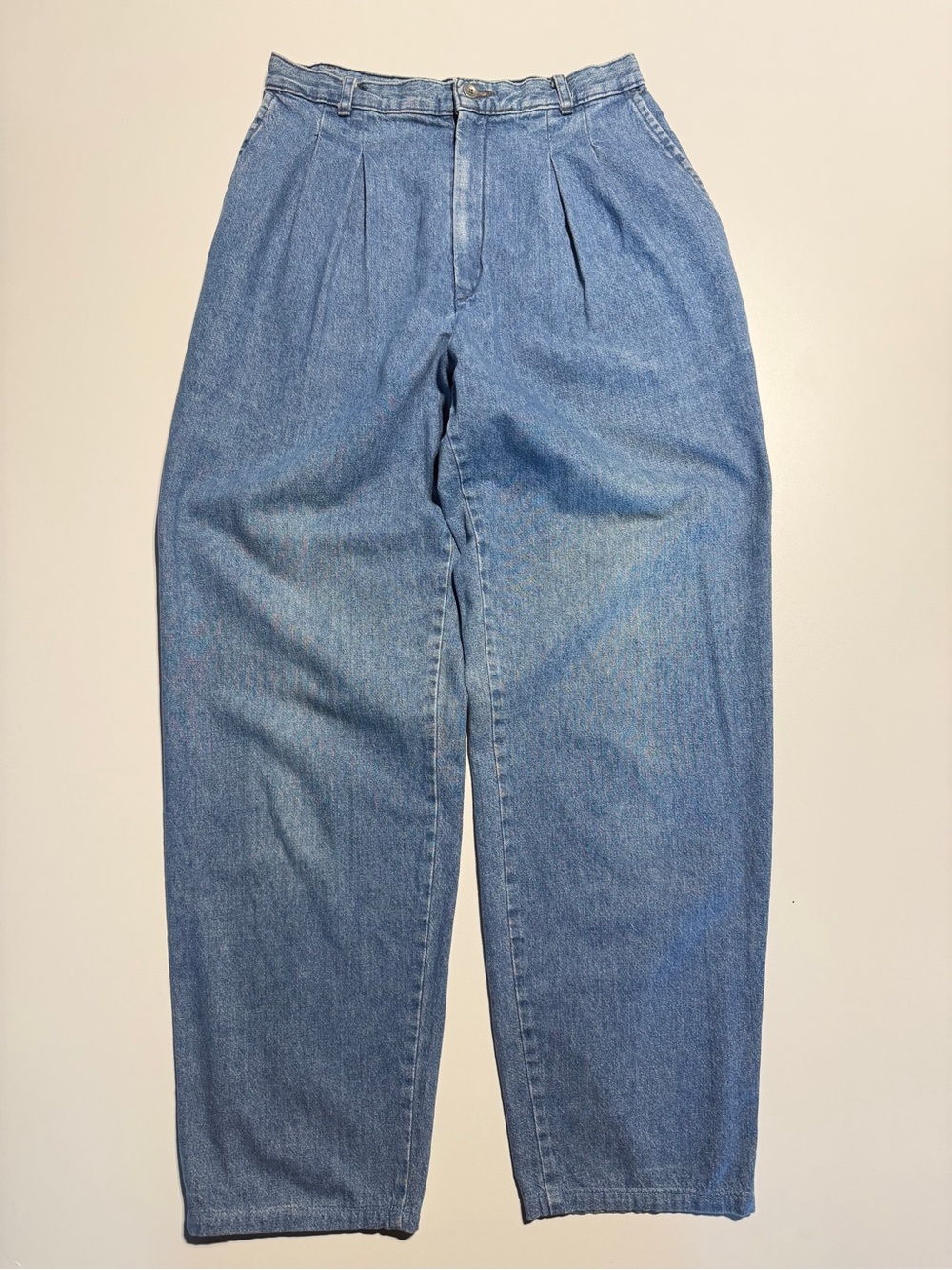 Vintage Levi’s Sportswear Pleated Denim Trousers Womens US10 W28 Light Wash